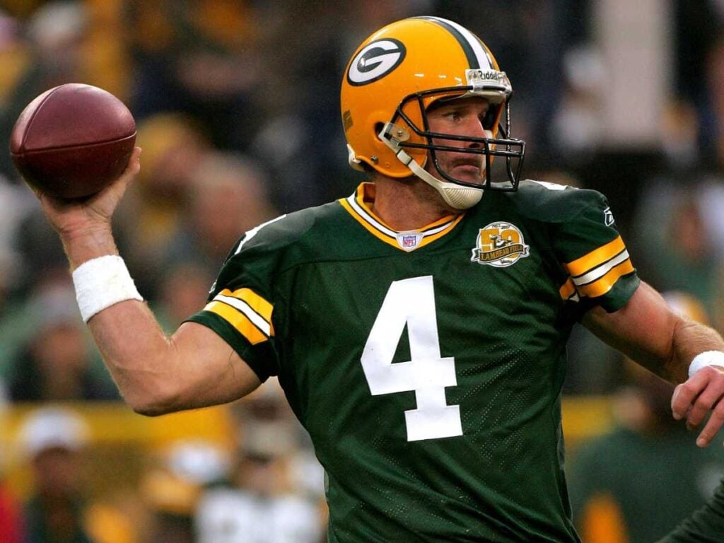 "Guys being able to go in the girl’s bathroom," Brett Favre thrashes transgender discourse and 'left agenda' in interview with Donald Trump Jr.