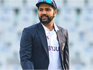 "If you have self respect, then retire!"- Frustrated Indian fans DEMAND Rohit Sharma's retirement from Test cricket after India's heartbreaking failure in WTC Final against Australia