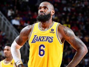 "Never been a more corny athlete in the history of sports" -  LeBron James responds to Nuggets' DISS, gets clowned by NBA Twitter