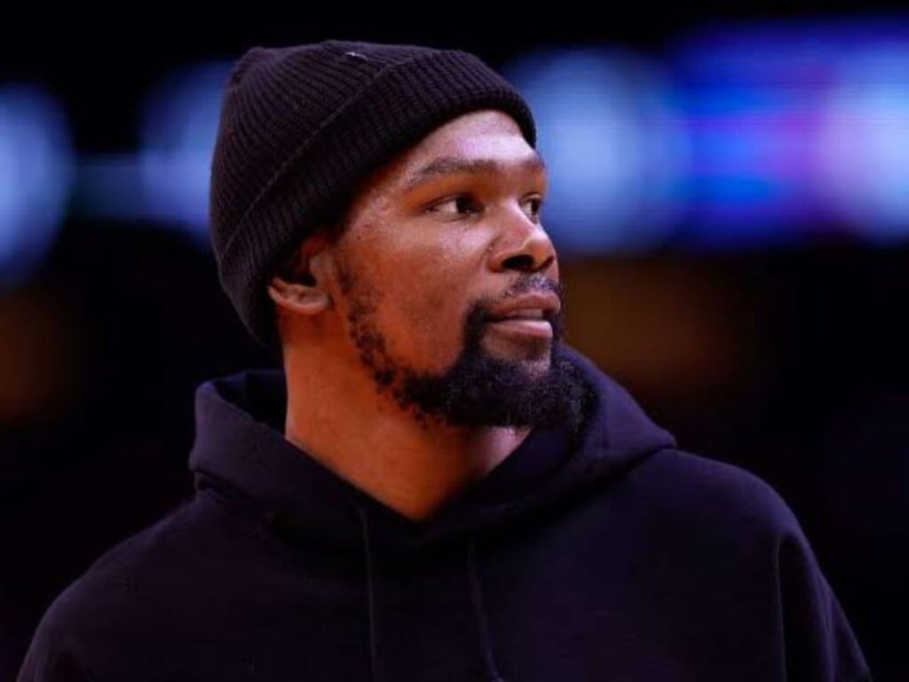 Twitter slams Kevin Durant for pushing marijuana on the young players