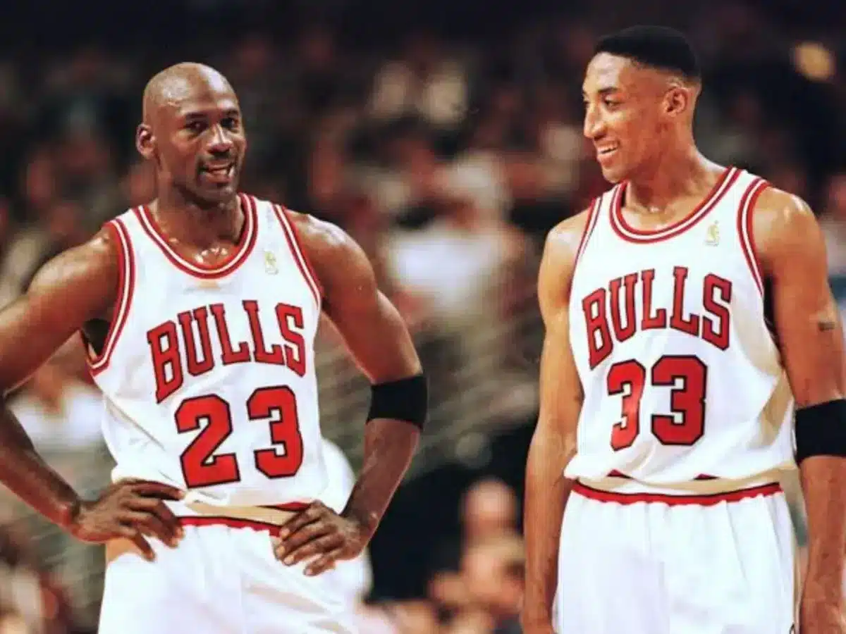 Michael Jordan and Scottie Pippen