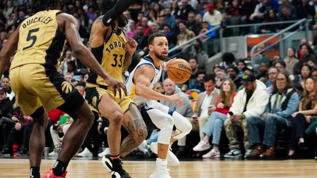 Stephen Curry against the Toronto Raptors (Via CTV News Toronto)