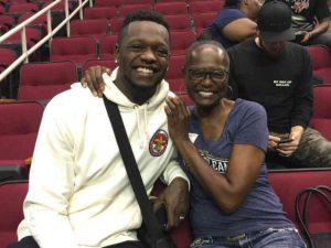 Julius Randle with his mom Carolyn Kyles