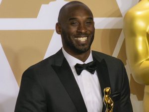 Ex-Cowboys WR Keyshawn Johnson discloses how Kobe Bryant taught him to sign autograph