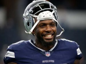 "They h**d UConn!" Ex-Cowboys WR Dez Bryant upset with late call favoring Caitlin Clark's Iowa in Final Four, accuses game of being rigged