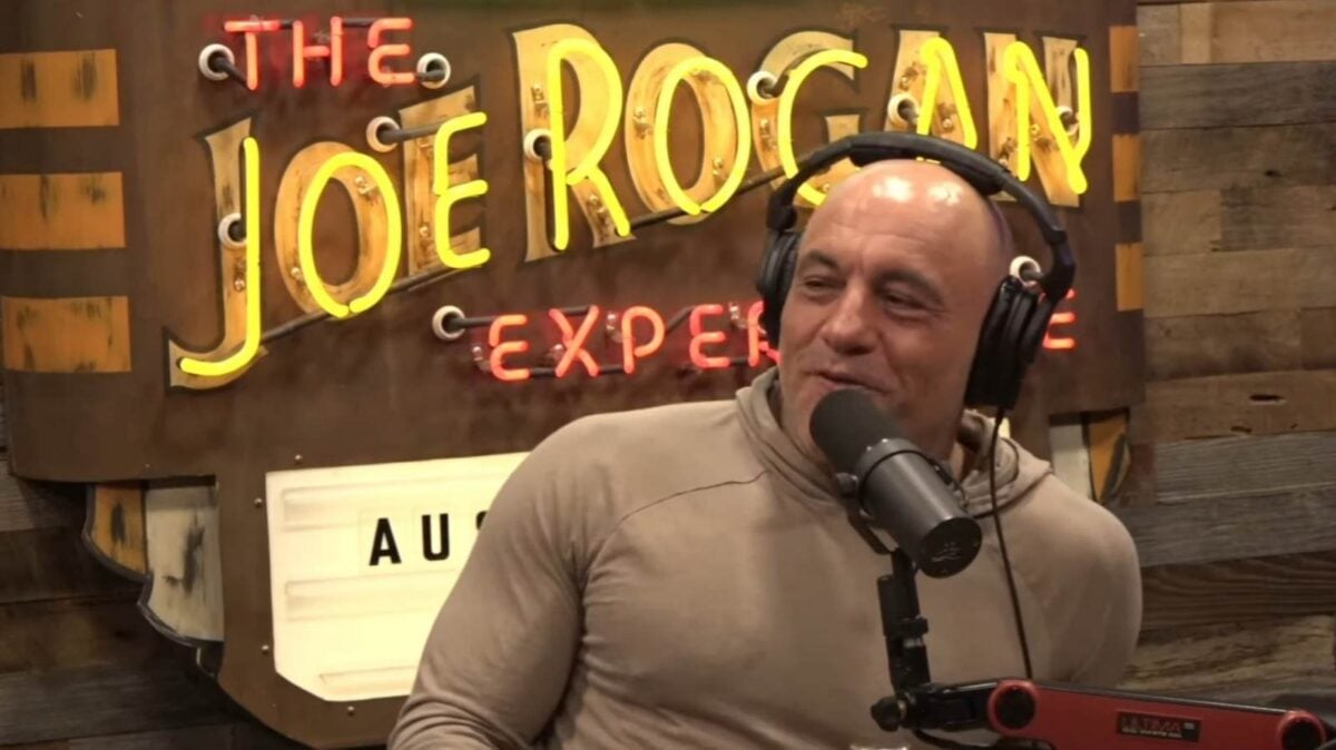 Joe Rogan hosting Joe Rogan Experience