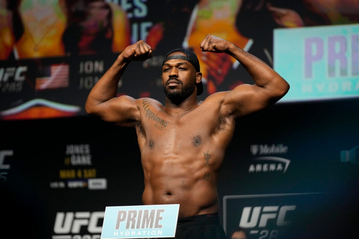 Jon Jones set to reitre after next fight? (via Imago)